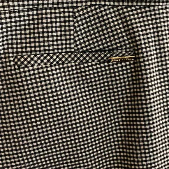 Anne Klein B/W checked capri pants size XL - Picture 2 of 3